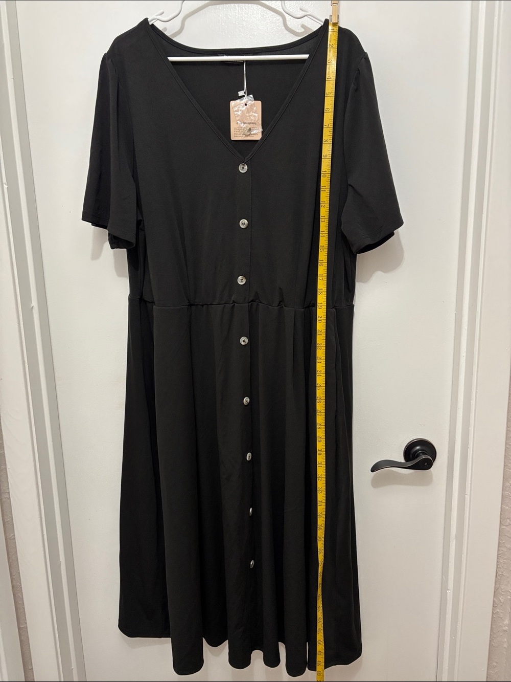 BloomChic Black Button-Front V-Neck Midi Dress Sz 22-24 (2X) - Picture 6 of 7